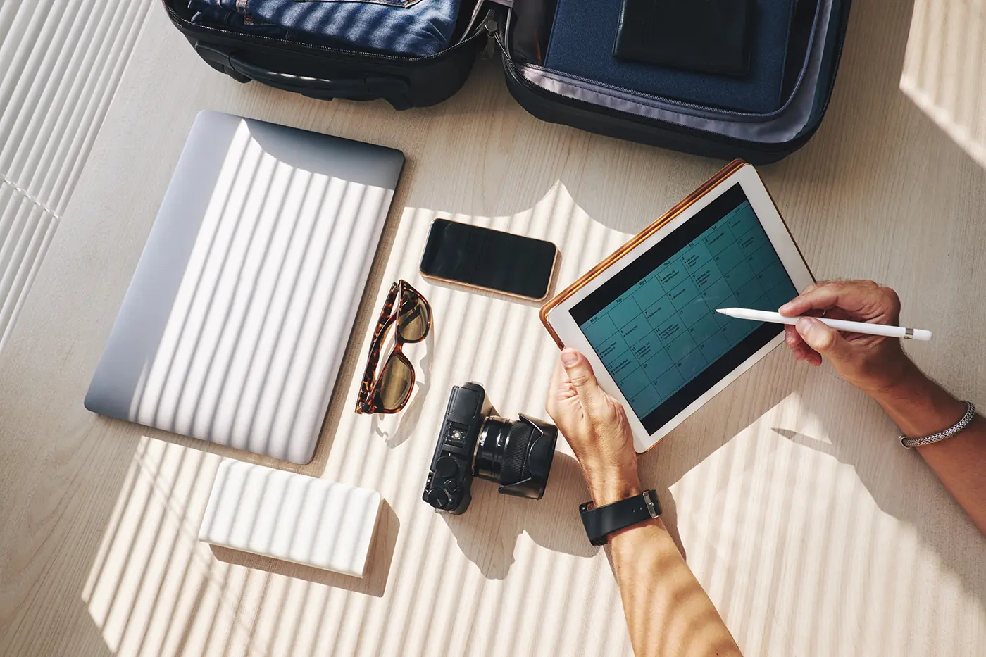 Travel Tech Essentials: Must-Have Gadgets & Apps for Every Trip